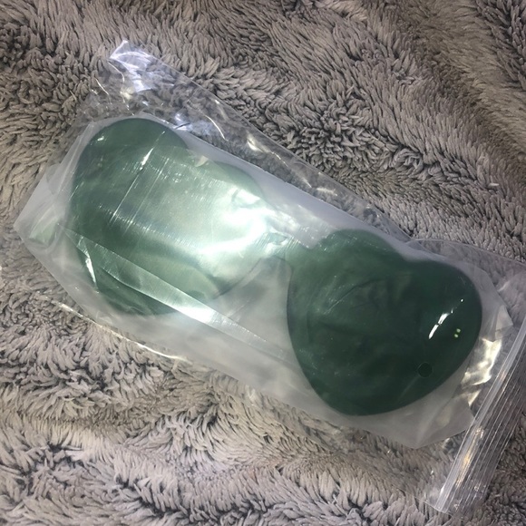 ✨THE AND! MONEY GREEN Y2K RIMLESS HEART SUN GLASSES ✨ - Picture 3 of 8